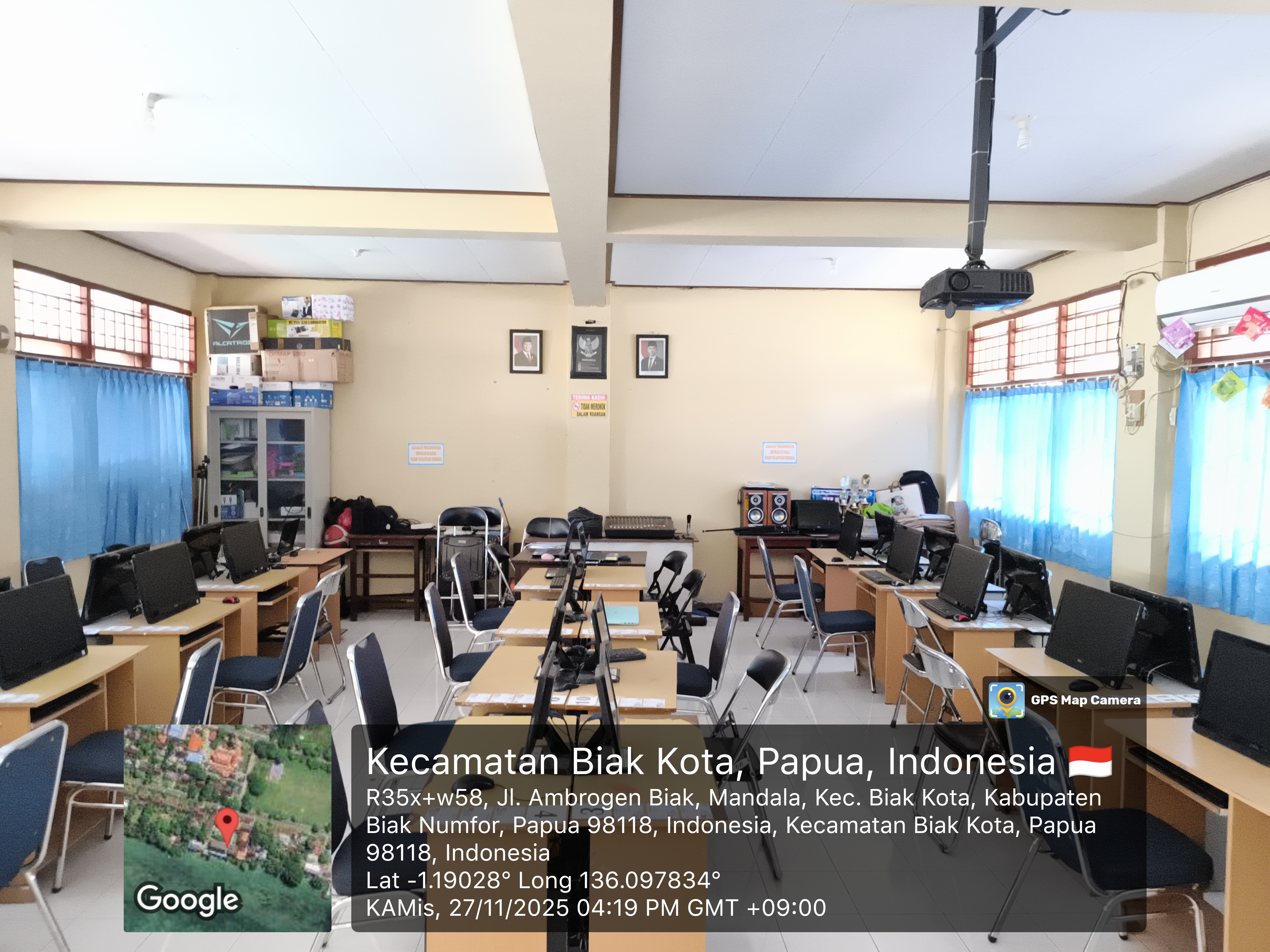 Laboratorium TIK (2 Ruang)